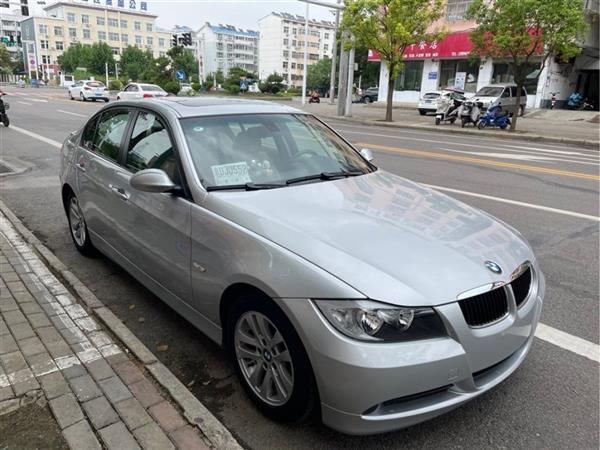 3ϵ 2005 320i 