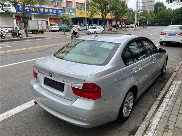 3ϵ 2005 320i 