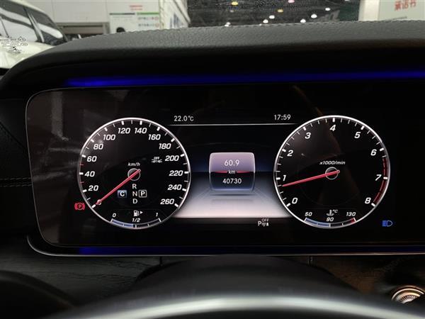 E 2018 Ŀ E 200 L ˶