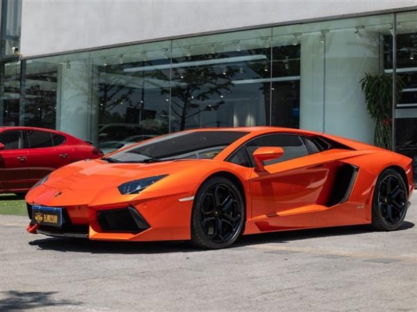 Aventador 2011 LP 700-4