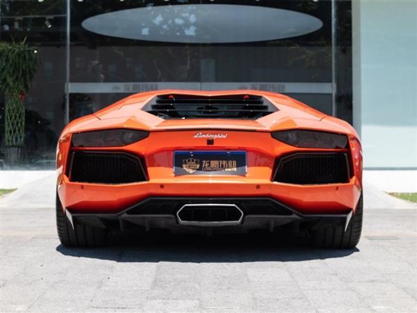 Aventador 2011 LP 700-4