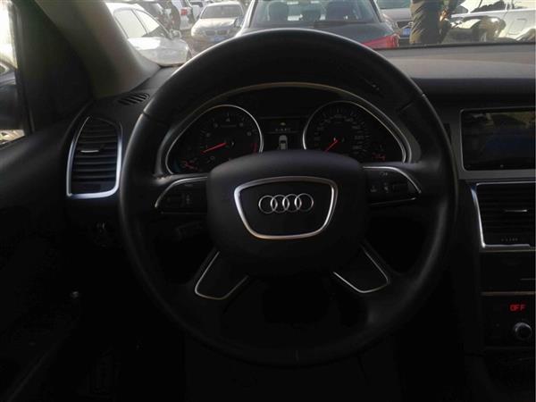 µQ7 2014 40 TFSI ר