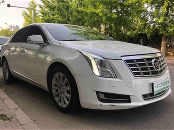 XTS 2013 28T 