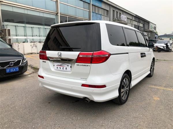  2015 2.4L VTi-S
