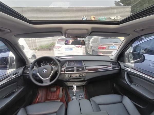 X5 2011  xDrive50i 