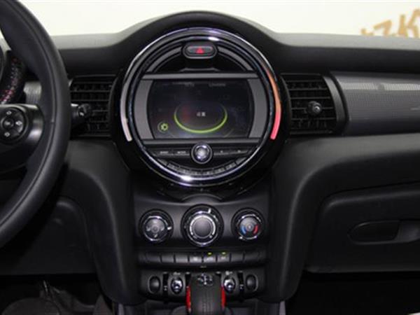 MINI CLUBMAN 2016 1.5T COOPER