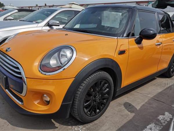 MINI 2015 1.5T COOPER Fun Ű