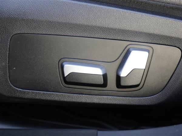 3ϵ 2020 Ŀ 325Li ׷