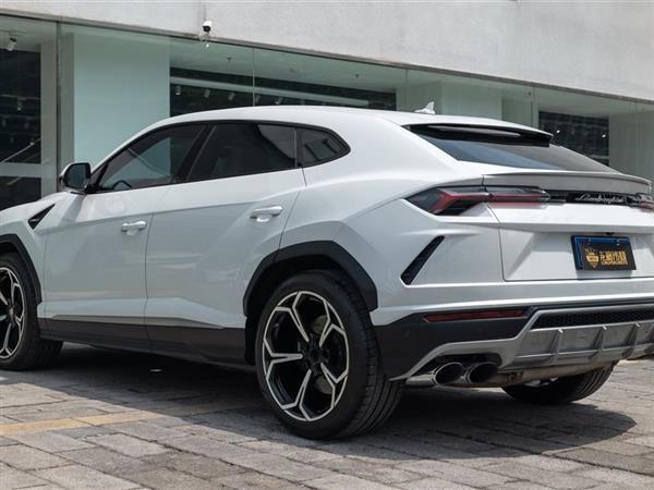 Urus 2018 4.0T V8