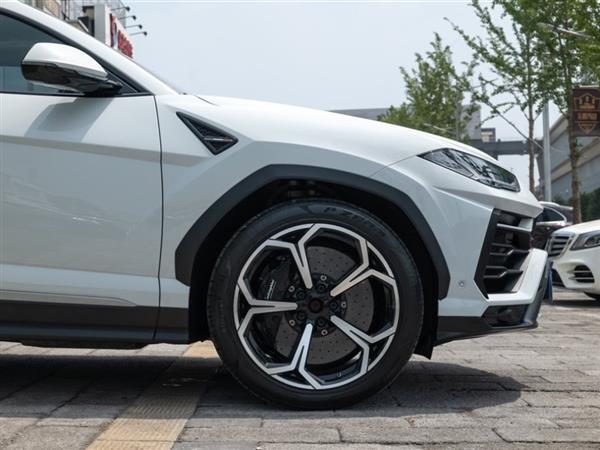 Urus 2018 4.0T V8