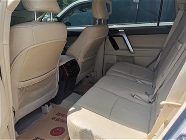  2014 4.0L V6 VX NAVI