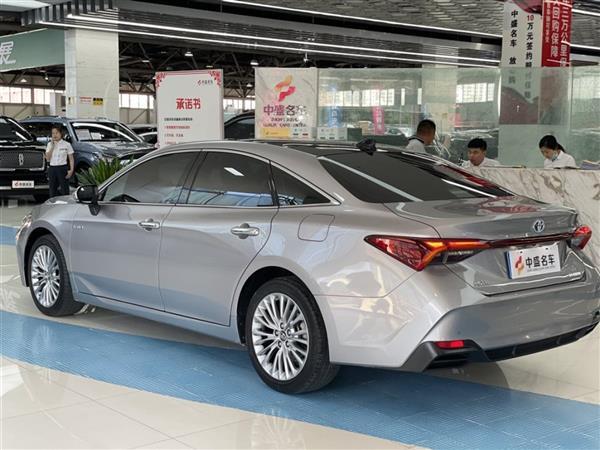  2019 ˫ 2.5L XLE V