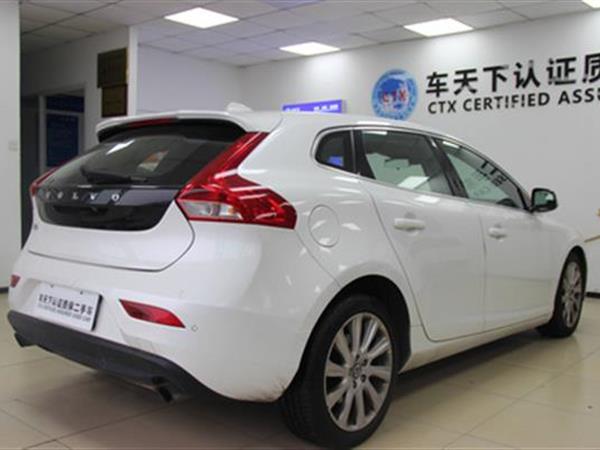 ֶV40 2015 1.6T Ű