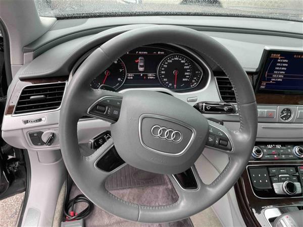 µA8 2013 A8L 45 TFSI quattro