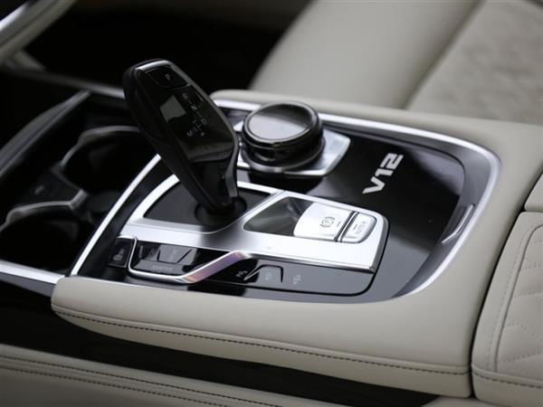 7ϵ 2019 M760Li xDrive V12 װ