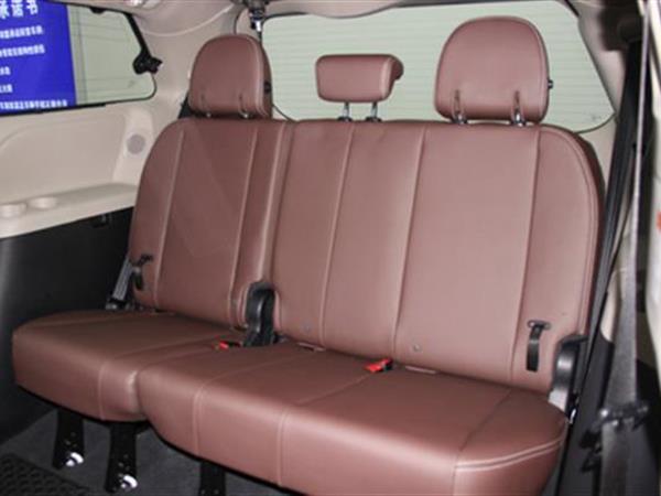 Sienna 2019  3.5L  LE 7Ӱ棩