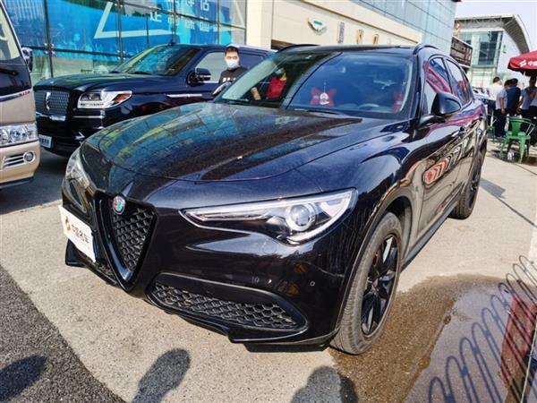 Stelvio 2017 2.0T 200HP 