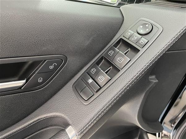 R 2017 R 320 4MATIC ذ