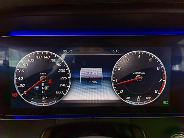 E 2018 Ŀ E 200 L ˶