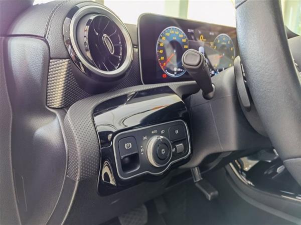 A 2019 A 200 L
