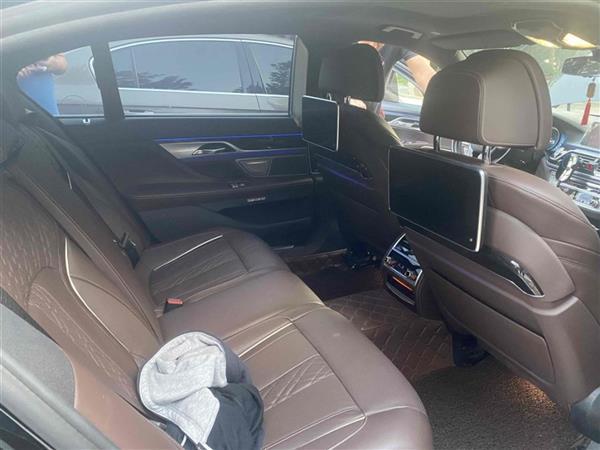 7ϵ 2018 740Li  M˶װ