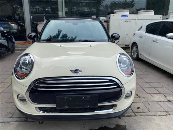 MINI 2015 1.5T COOPER Fun Ű