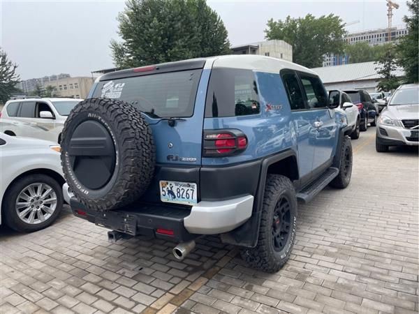 FJ · 2019 4.0L ж