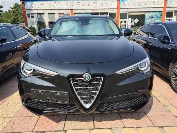 Stelvio 2017 2.0T 200HP 