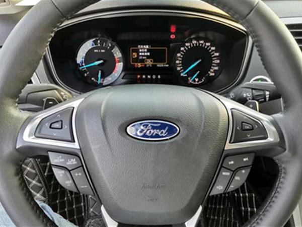 ɵŷ 2018 EcoBoost 180 ǿʱ V