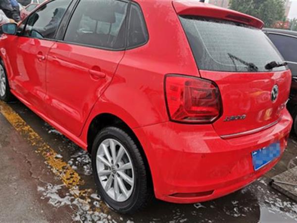 Polo 2014 1.6L Զ 