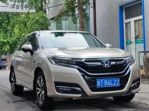 UR-V 2017 240TURBO  V