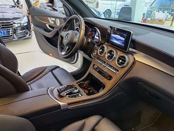 GLC 2019 GLC 300 L 4MATIC 