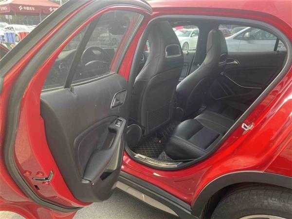 GLA 2015 GLA 260 4MATIC ˶