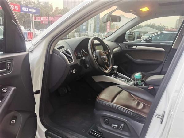 µQ5 2016 40 TFSI 