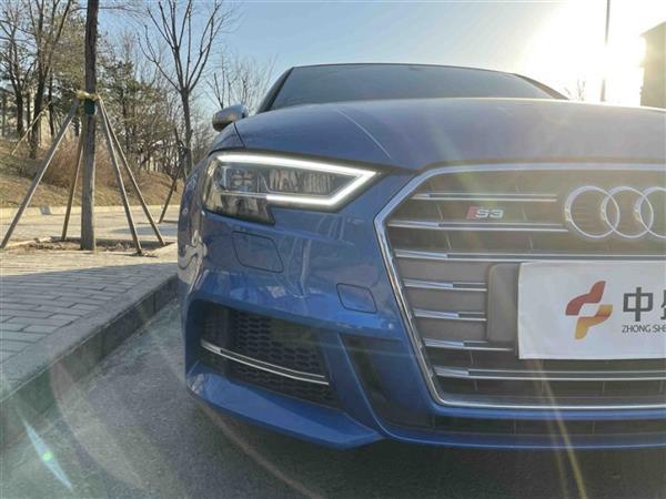 µS3 2019 S3 2.0T Limousine