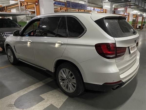 X5() 2015 xDrive28i