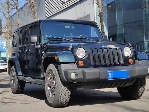  2012 3.6L Sahara Ű