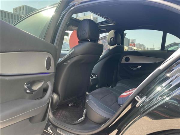 E 2017 E 200 ˶ 4MATIC