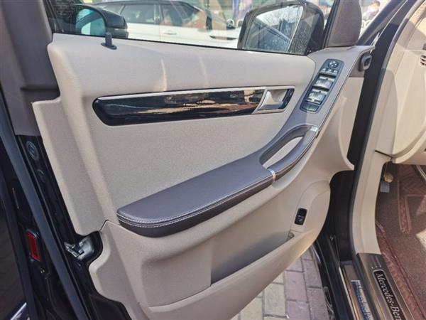 R 2017 R 320 4MATIC ذ