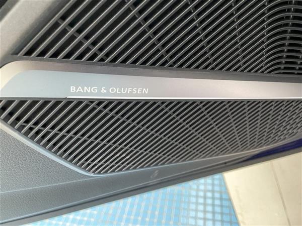 µQ5L 2018 45 TFSI ˶ V