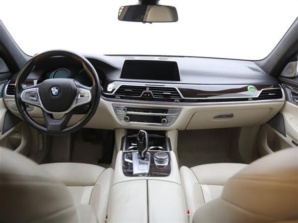 7ϵ 2016 740Li 