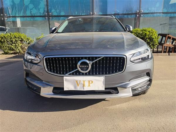 ֶV90 2019 Cross Country T5 AWD  V