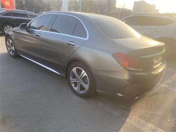 C 2019 C 260 L ˶
