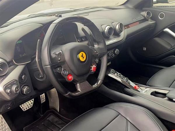 F12berlinetta 2013 6.3L ׼