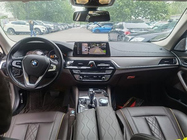 5ϵ 2018 Ŀ  530Li xDrive װ