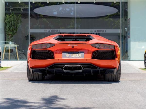 Aventador 2011 LP 700-4