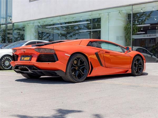 Aventador 2011 LP 700-4