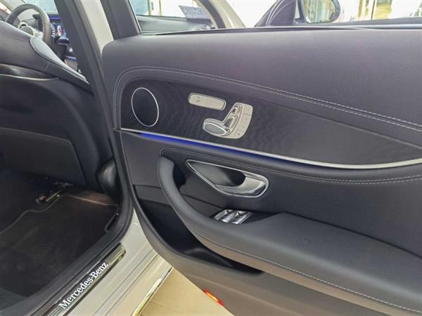 E 2019 Ŀ E 300 L ˶