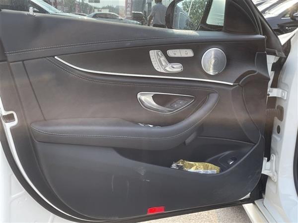 E 2019 Ŀ E 300 L ˶