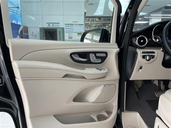 V 2018 V 260  VI